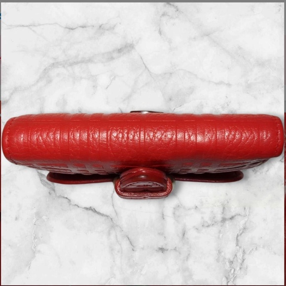 Burberry grained Leather compact wallet - Picture 5 of 15